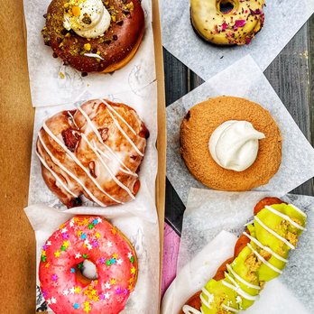 Doe Donuts - amazing vegan donuts in NE Portland - Donuts Near Me - Portland, Oregon