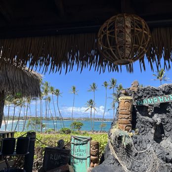 Mamahune's - Tiki Bars Near Me - Kapaa, Hawaii