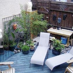 La Loggia - Sitting area in the back patio