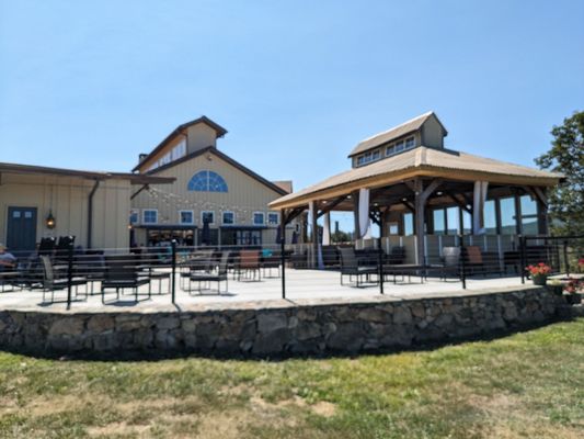 Barrel Oak Winery and Brewery by null