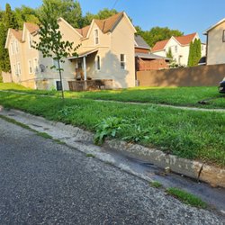 Ryans Hyper Lawn Care - Lawn Mowing, Red Wing
Lawn Mowing Service