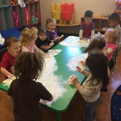Mommies & Daddies Preschool - Lots of fun sensory activities