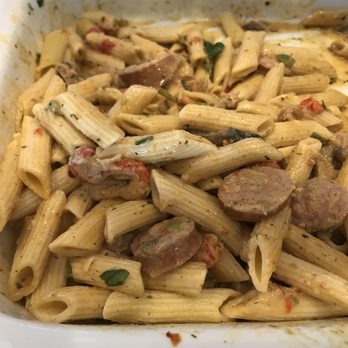 Delta Sky Club - Fresh Crawfish pasta - Airport Lounges Near Me - Kenner, Louisiana