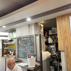 La Pizzaio - Latest menu