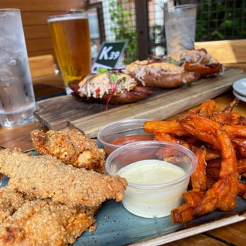 TownHall - Keto Baked Buffalo Tenders & Sweet Potato Skins - New American Near Me - Cleveland, Ohio TownHall - Keto Baked Buffalo Tenders & Sweet Potato Skins - New American Near Me - Cleveland, Ohio