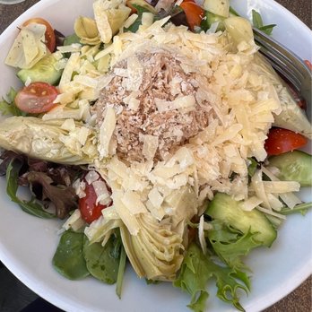 Ferrarini Cafe - Best salad ever. - Italian Near Me - Beverly Hills, California Ferrarini Cafe - Best salad ever. - Italian Near Me - Beverly Hills, California