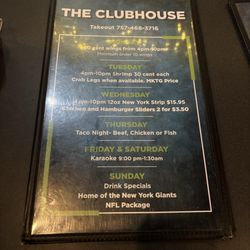 Clubhouse Bar and Grill