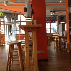 Hooters - Just by relaxing