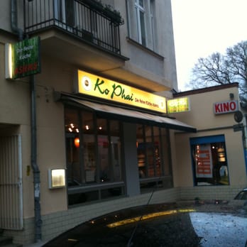 Ko Phai 33 - Aussenansicht, im Bild rechts: das Kino Bali - Thai Near Me - Berlin, BE