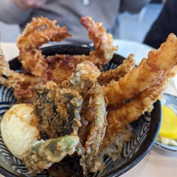 Ari Sushi - Sushi Bars Near Me - Dublin, California