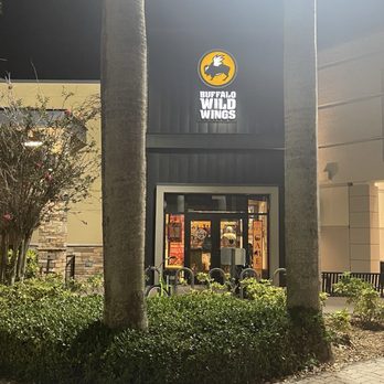 Buffalo Wild Wings - Chicken Wings Near Me - Plantation, Florida Buffalo Wild Wings - Chicken Wings Near Me - Plantation, Florida