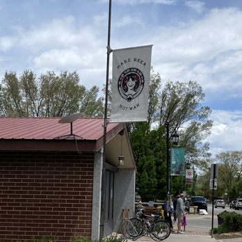 Carbondale Beer Works - Entrance - Brewpubs Near Me - Carbondale, Colorado