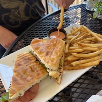 Mad Moose Cafe - Turkey Pesto panini with French Fries - Cafes Near Me - Eden, Utah
