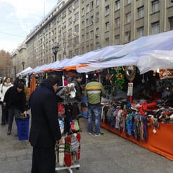 Feria Artesanal Paseo Bulnes