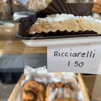 Bread & Banjo - Coffee & Tea Near Me - Belfast, BFS