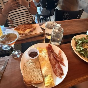 Farmhouse Cafe - Mimosa, Espresso Martini, Ham and Cheese Croissant, Mediterranean Omelette with Candy Bacon, Espresso Martini, Crepe Forestiere - Breakfast & Brunch Near Me - Honolulu, Hawaii Farmhouse Cafe - Mimosa, Espresso Martini, Ham and Cheese Croissant, Mediterranean Omelette with Candy Bacon, Espresso Martini, Crepe Forestiere - Breakfast & Brunch Near Me - Honolulu, Hawaii