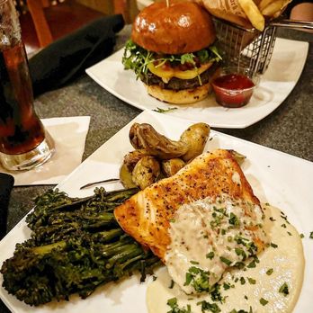 Gallery Bar & Grill - The Dinner! Salmon w a delicious sauce, broccoli rabe, and potatoes - Cocktail Bars Near Me - Los Angeles, California
