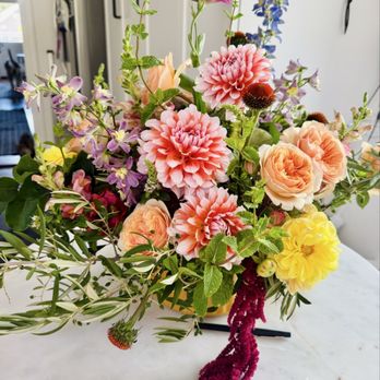 Black Lockett - Bouquet by Nicole at Black Lockett - Florists Near Me - San Francisco, California Black Lockett - Bouquet by Nicole at Black Lockett - Florists Near Me - San Francisco, California
