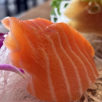 Tomi Sushi - Sushi Bars Near Me - Los Angeles, California