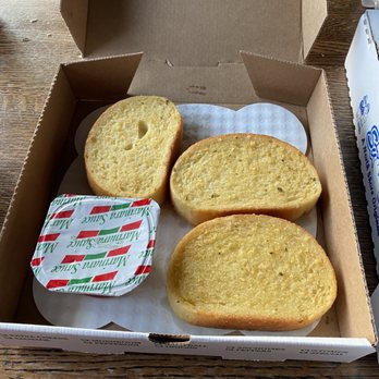 Sven & Ole's - Garlic bread was "meh" - Pizza Near Me - Grand Marais, Minnesota Sven & Ole's - Garlic bread was "meh" - Pizza Near Me - Grand Marais, Minnesota