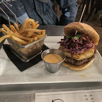 Muck & Fuss - Aloha burger - Burgers Near Me - New Braunfels, Texas Muck & Fuss - Aloha burger - Burgers Near Me - New Braunfels, Texas