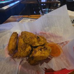 Cooler's Ice House - Spicy chicken wings