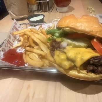 Smashburger - Classic double smash burger - Burgers Near Me - Denver, Colorado Smashburger - Classic double smash burger - Burgers Near Me - Denver, Colorado