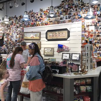 Patriot Peddler - Gift Shops Near Me - Pigeon Forge, Tennessee Patriot Peddler - Gift Shops Near Me - Pigeon Forge, Tennessee