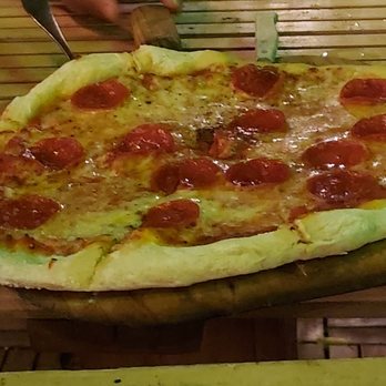 La Luna Sul Mare - Pepperoni pizza - Italian Near Me - Mérida, YUC La Luna Sul Mare - Pepperoni pizza - Italian Near Me - Mérida, YUC