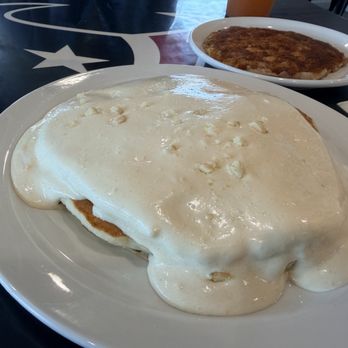 Boots & Kimo's Homestyle Kitchen - Mac nut pancake - Hawaiian Near Me - Kailua, Hawaii Boots & Kimo's Homestyle Kitchen - Mac nut pancake - Hawaiian Near Me - Kailua, Hawaii