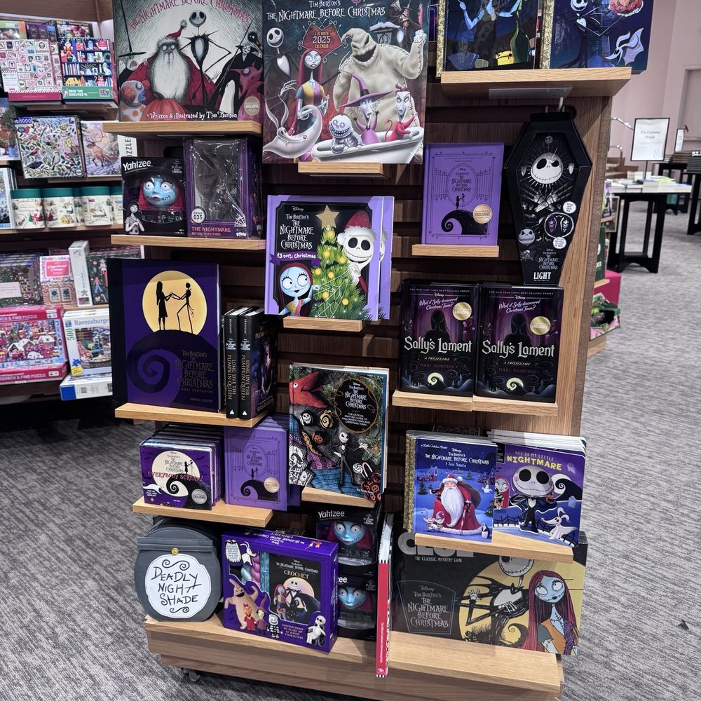 Barnes & Noble - Bookstores Near Me - Walnut Creek, California