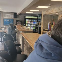 DiMaggio's Pizza & Burgers - Love the bar