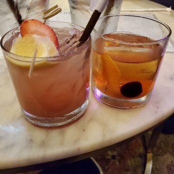 The Oakmont - Texas coctail and an old fashioned - American Near Me - Indianapolis, Indiana The Oakmont - Texas coctail and an old fashioned - American Near Me - Indianapolis, Indiana