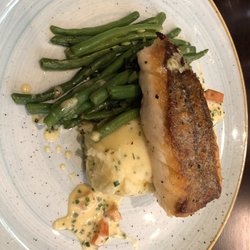 McHugh's Wine & Dine Restaurant - Fried Hake with mashed potatoes and green beans