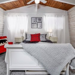 Holly Cass - Summit Real Estate Enterprises - One of our beautiful vacation rentals .... aka "The Lazy Bear Lair"