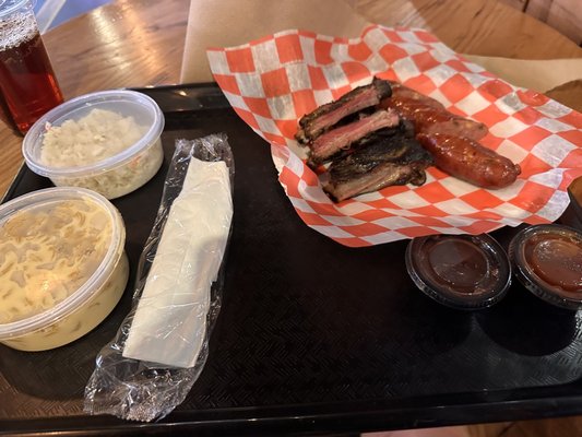 Guy Fieri's Smokehouse by null