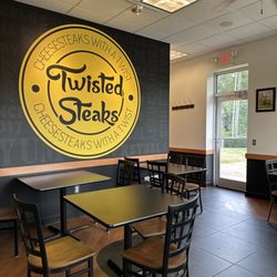 Twisted Steaks - Seating