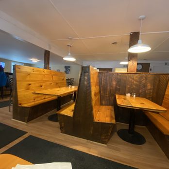 Revival Kitchen - Dining area / bar - Desserts Near Me - Londonderry, Vermont