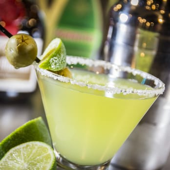 Louie's Grill and Bar - American Near Me - Moore, Oklahoma