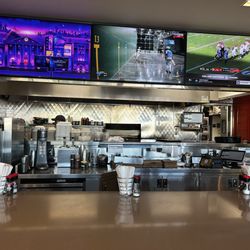 Hook Burger - Grill area