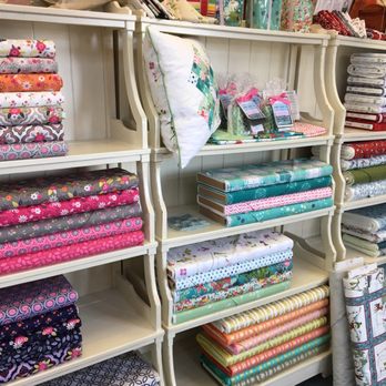 Blue Willow Mercantile - Fabric Stores Near Me - St Charles, Illinois