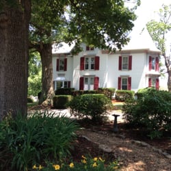 White Fence Bed & Breakfast