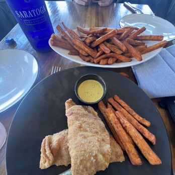 Limon - Chicken Empanadas and Sweet Potato Friessweet - Tapas/Small Plates Near Me - Burlingame, California Limon - Chicken Empanadas and Sweet Potato Friessweet - Tapas/Small Plates Near Me - Burlingame, California