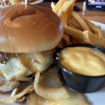 Applebee's Grill + Bar - Bourbon Street Mushroom Swiss Burger - American Near Me - Vancouver, Washington Applebee's Grill + Bar - Bourbon Street Mushroom Swiss Burger - American Near Me - Vancouver, Washington