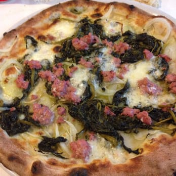 Prima e Poi - Pizza salsiccia i friarielli. - Italian Near Me - Torino, 21 Prima e Poi - Pizza salsiccia i friarielli. - Italian Near Me - Torino, 21