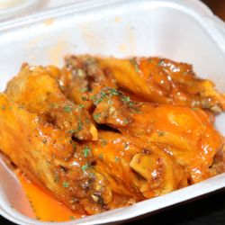 Taste Lounge - Buffalo wings