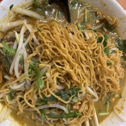 GOAT curry noodle
