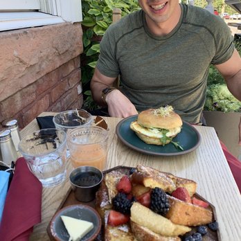 Bear Den Aspen - French toast, juice, egg sandwich - Breakfast & Brunch Near Me - Aspen, Colorado Bear Den Aspen - French toast, juice, egg sandwich - Breakfast & Brunch Near Me - Aspen, Colorado