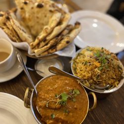 Tilak - Butter chicken, Chicken Biryani, bread basket