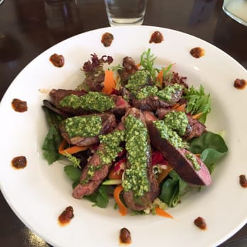 Lake Breeze Winery - Seasoned Lamb - Wineries Near Me - Langhorne Creek, SA